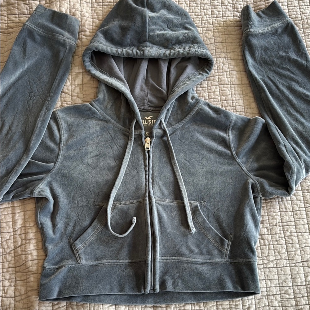 Hollister DustyBlue Cropped Velour Zip Up Hoodie XS